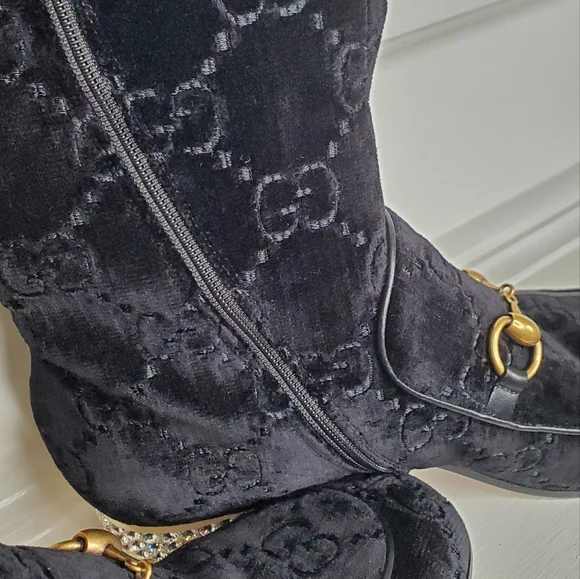 AUTHENTIC GUCCI SUEDE SIGNATURE BOOTS - Picture 8 of 13